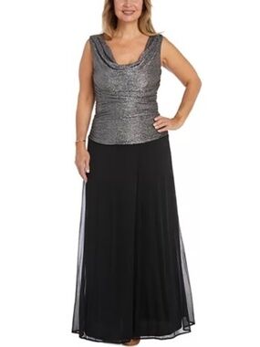 💐NWT💐 R&M Richards Long Evening Gown- size 12